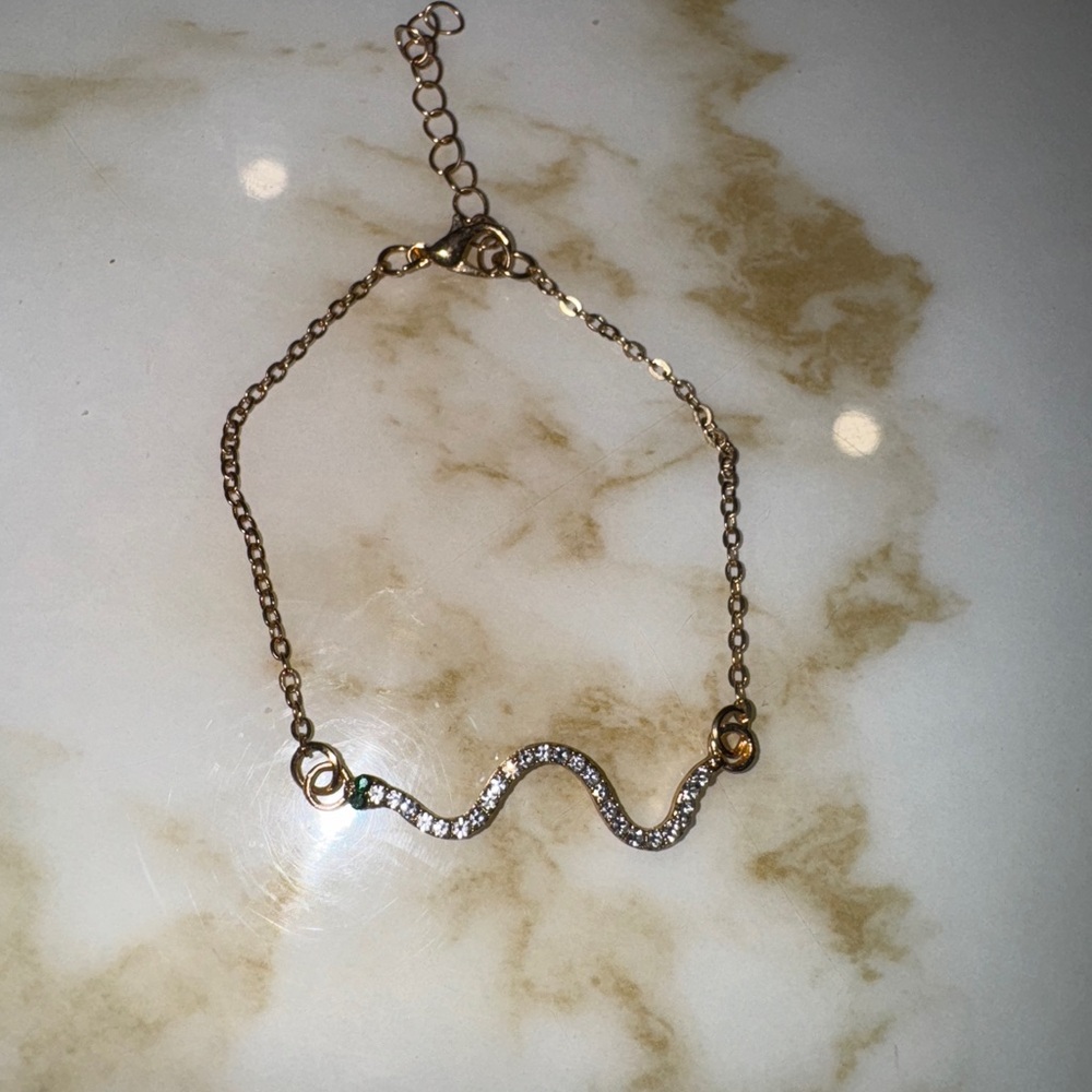 Gold and Green Chain Bracelet with Clasp